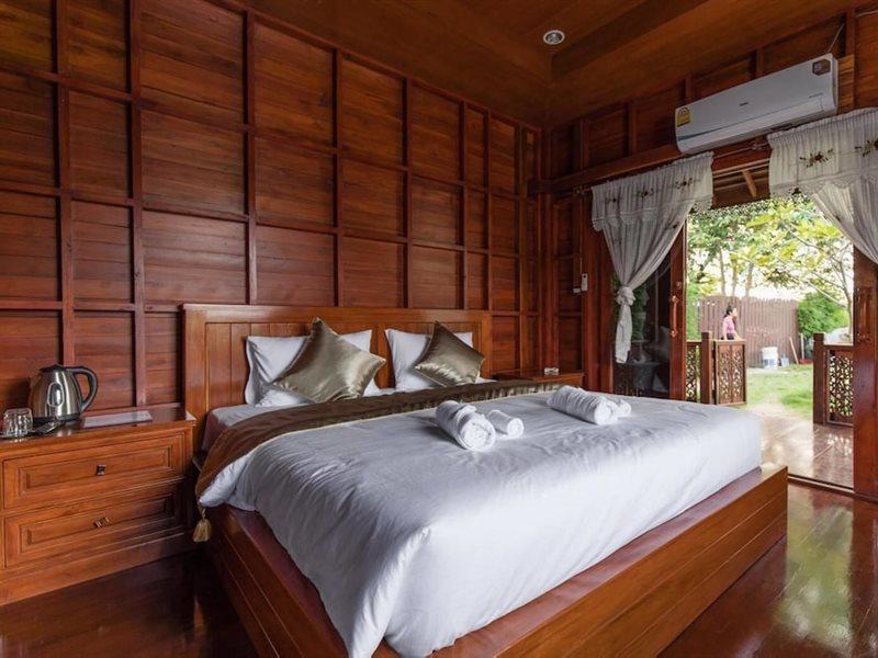 Oyo 837 Baan Kiang Nam Resort Bang Lamung Exterior photo